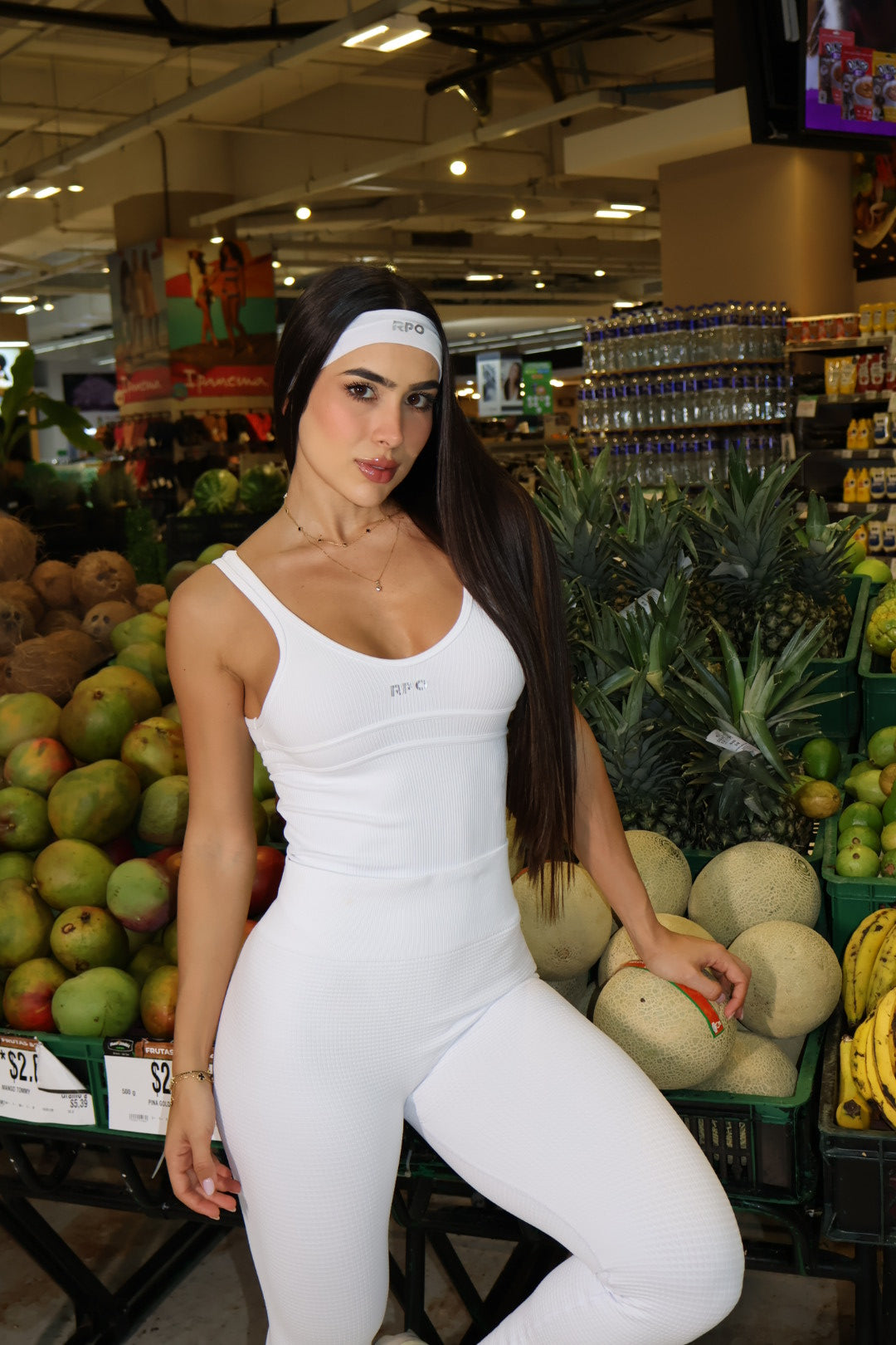 Body Lineal Calma color blanco, vista lateral